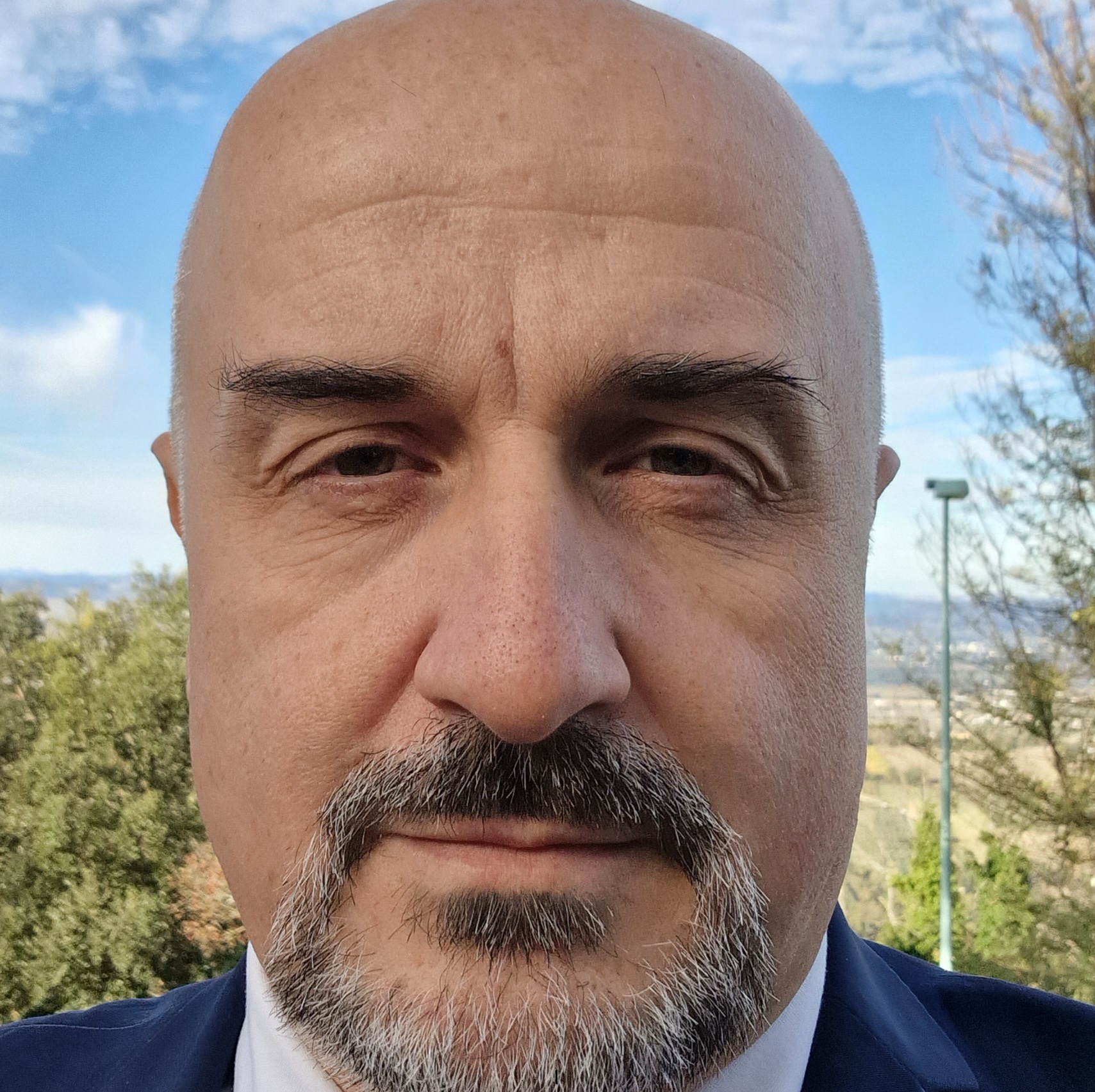 https://www.it-present.com/wp-content/uploads/2024/05/Foto-LBononi-2024-2.jpg